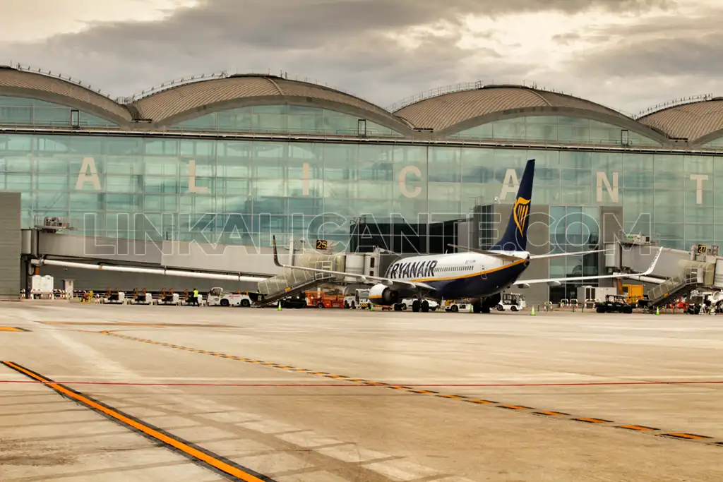 Aeropuerto Alicante-Elche Miguel Hernández