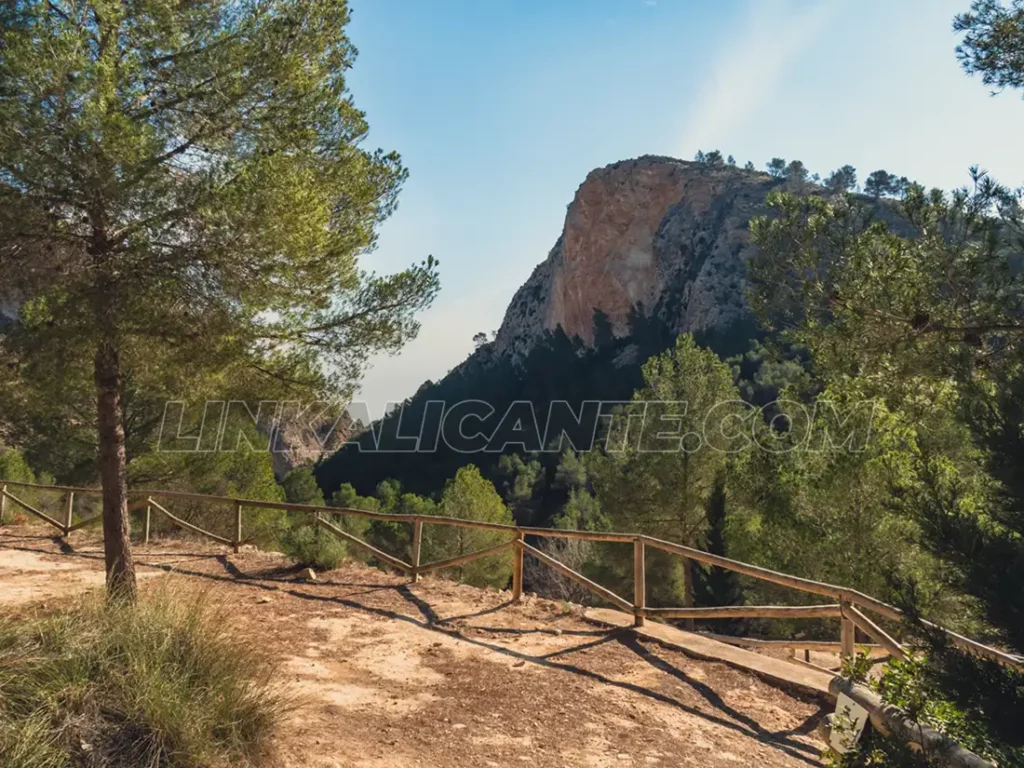 Rincón Bello, área recreativa y zona de acampada